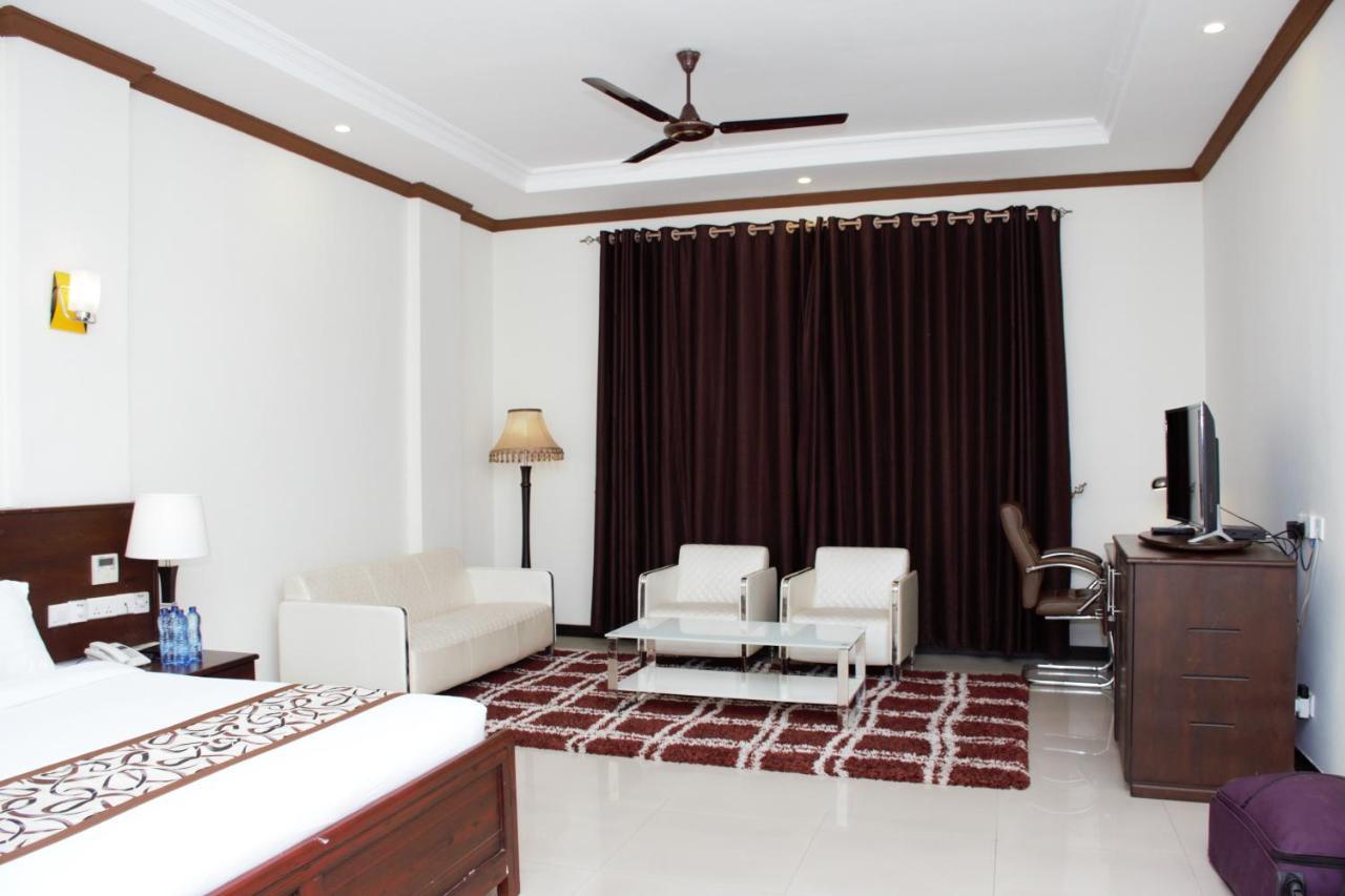 Hotel Blue Sapphire Dar es Salaam Extérieur photo