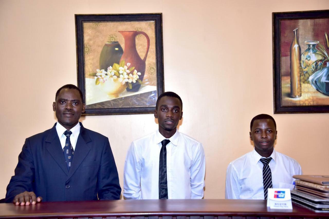 Hotel Blue Sapphire Dar es Salaam Extérieur photo